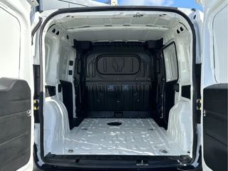 Fiat Doblò 2019 - Cargo 1.3 MJ E6 / L1H1 / UNIEK !! / ** 9.441 KM NAP ** / 1e EIGENAAR / AIRCO / SCHUIFDEUR / NIEUWSTAAT !! obrazek 8