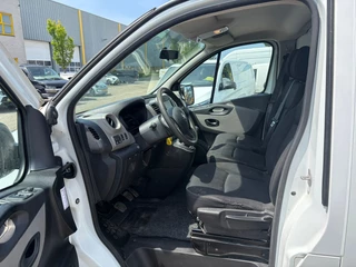 Renault Trafic 2017 - 1.6DCI L1H1 Airco Navi Cruisecontrol Trekhaak EURO 6 obrazek 6