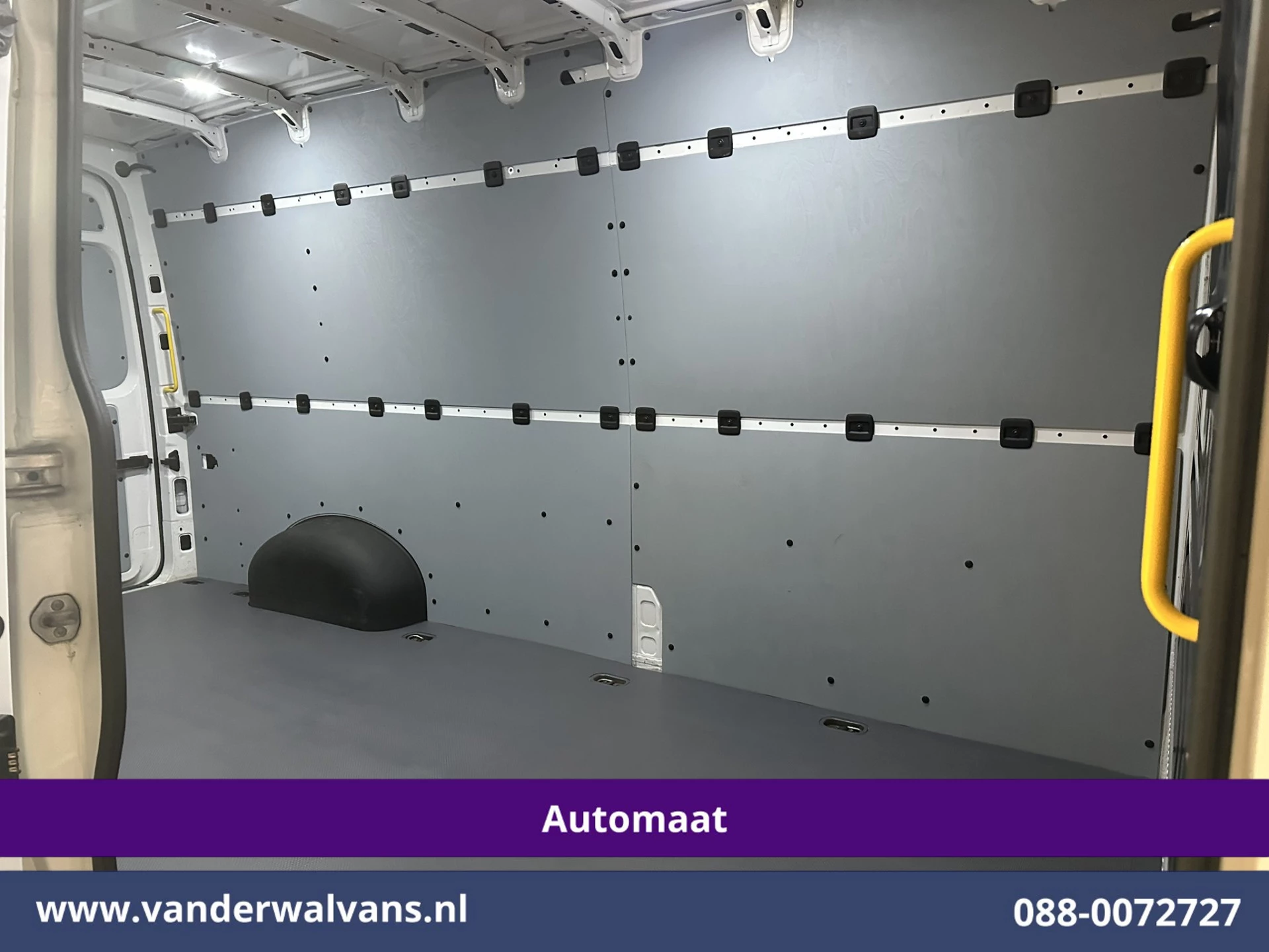 Volkswagen Crafter 2022 - 2.0 TDI 140pk Automaat L4H3 L3H2 Euro6 Airco | Camera | Apple Carplay | Cruisecontrol obrázek 15