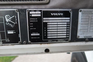 Volvo VNL 1993 - NL 10 Towing and recovery vehicle - 6x4 - 1993 - Complete! obrazek 9