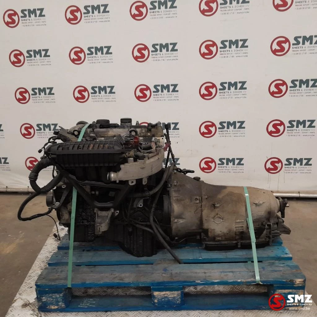 Mercedes-Benz - Occ motor + versnellingsbak W203 Mercedes afbeelding 1