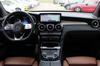 Mercedes-Benz GLC 2020 - 300e 4MATIC AMG Line LEDER SFEER CARPLAY CAMERA 20'' imagen 2