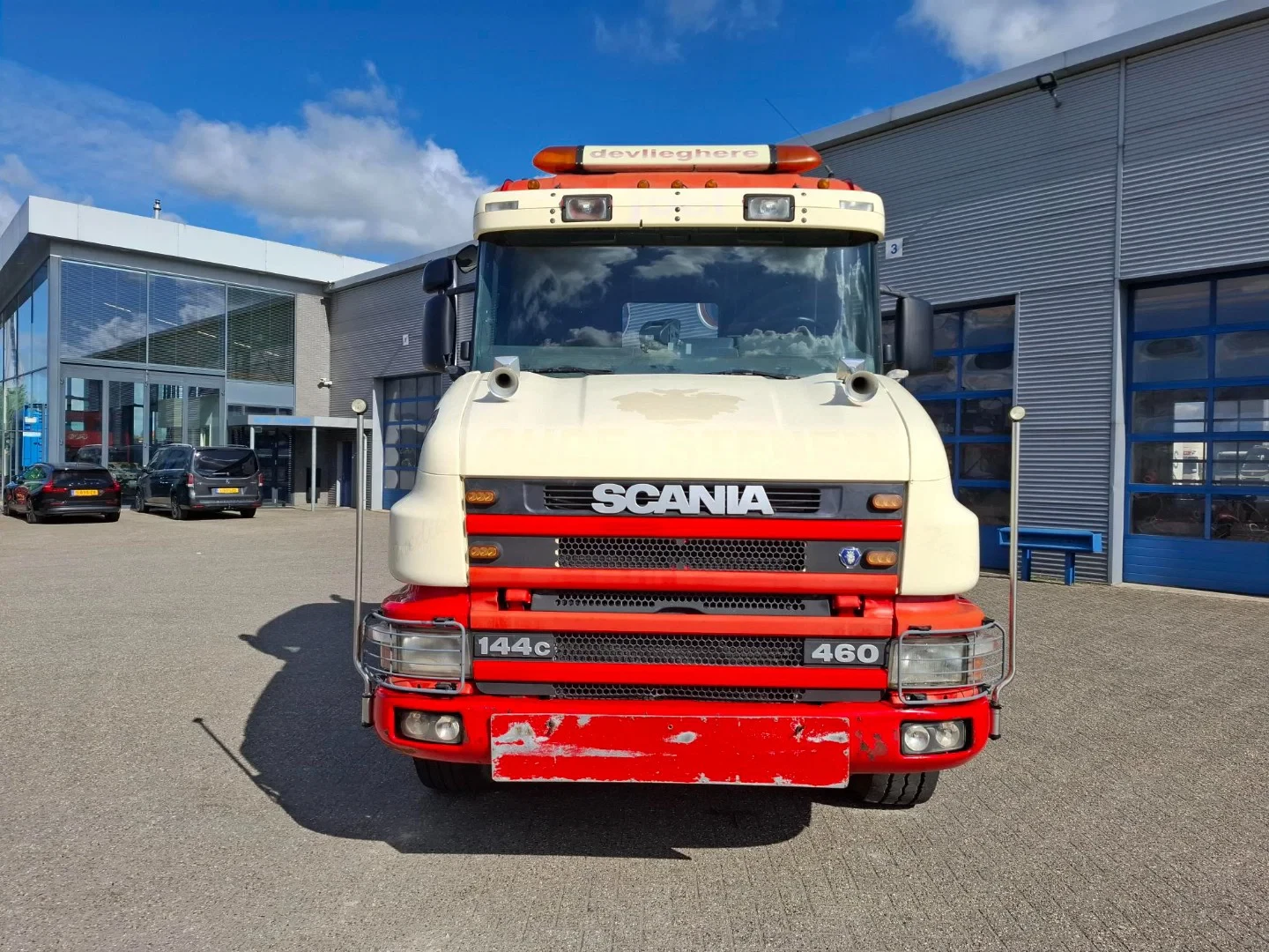 Scania T 2001 - T144-460 / 6X4 / RETARDER / 2XBIG AXLE / HYDRAULICS / FULL STEEL / DRUM BRAKES / ONLY:450014 KM / EURO-2 / 2001 afbeelding 6