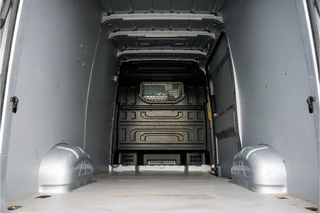 Volkswagen Crafter 2021 - L3H3 | 140 PK | Automaat | Carplay | Camera | Adapt.Cruise | Trekhaak 3.0T obrazek 10