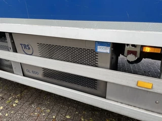 DAF XF 105 2007 - XF 105.410 4x2 Closed Box immagine 5