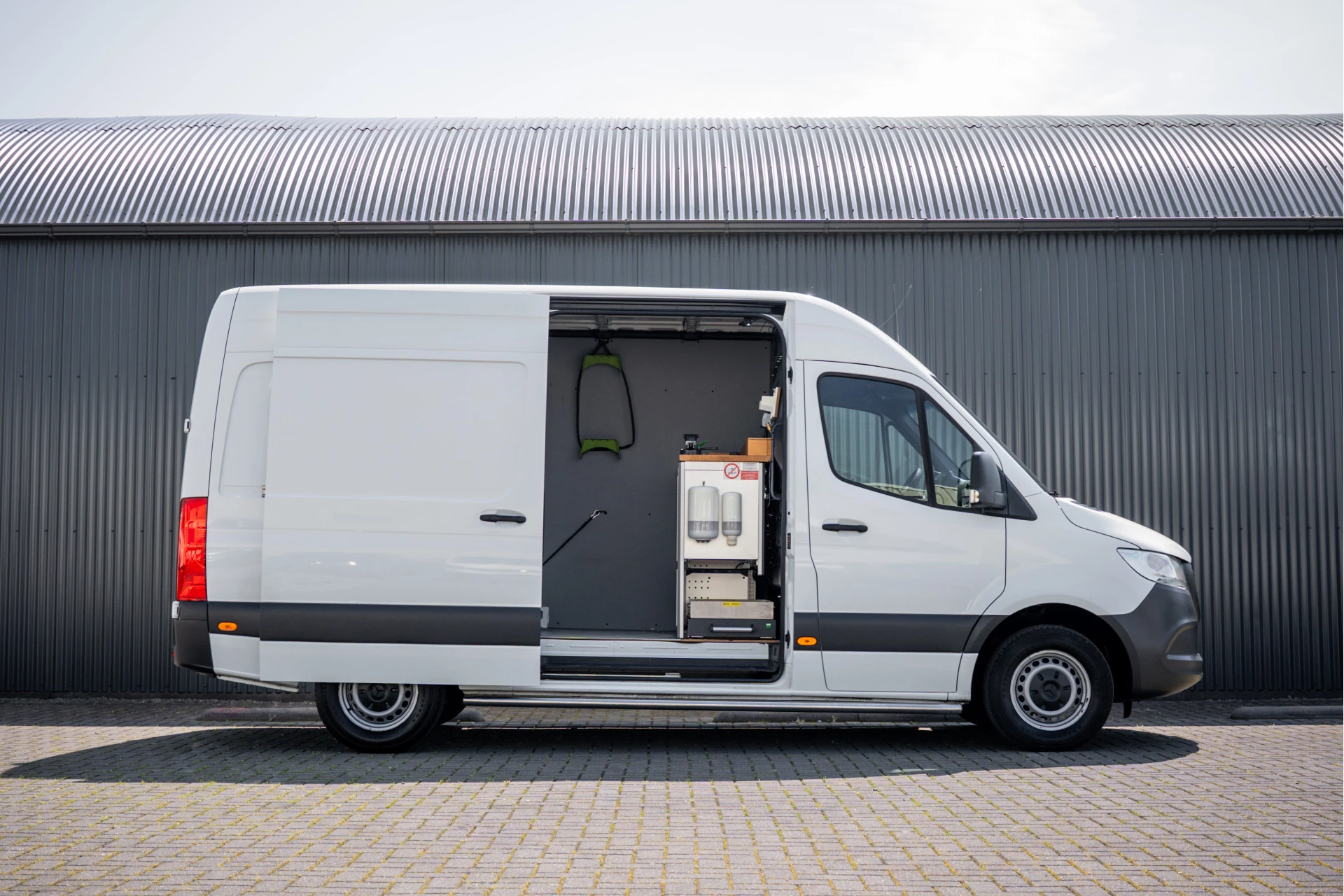 Mercedes-Benz Sprinter 2021 - 311 CDI L2H2 | Volledig Ingericht | Mbux | Camera | Navi | Climatronic obrázek 7