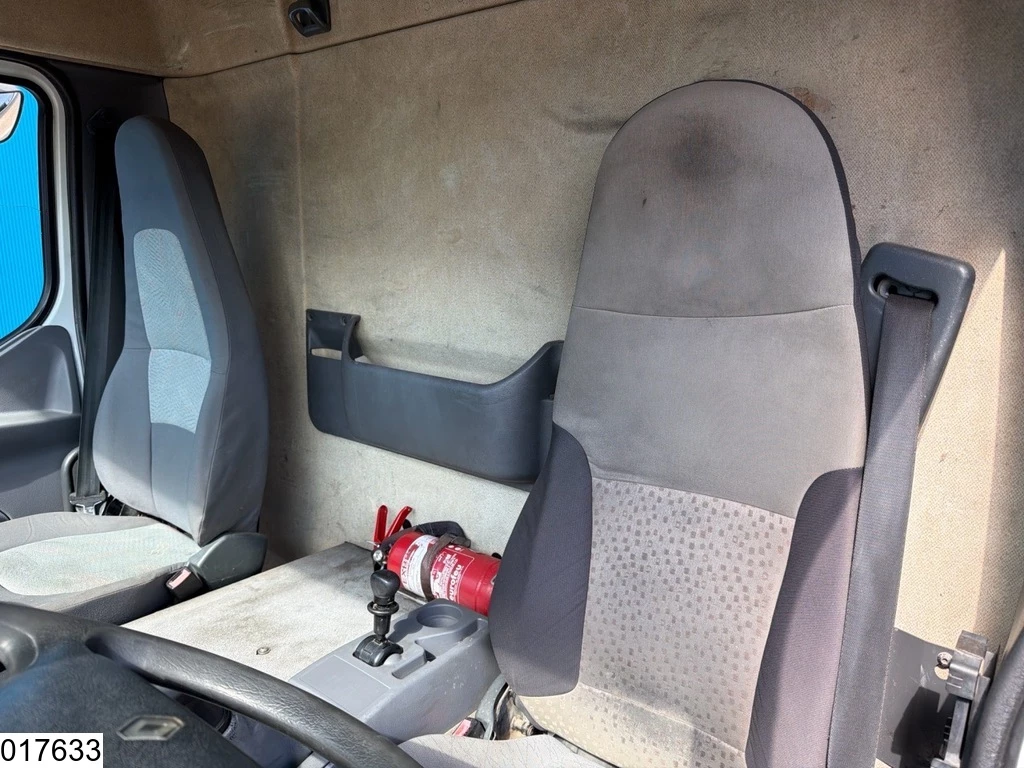 Renault 2006 - Midlum 210 10300 liter, 3 Comp, Handgeschakeld afbeelding 8