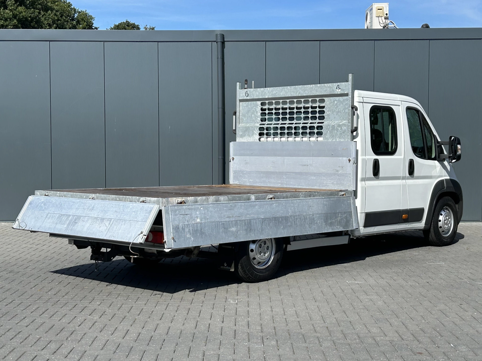 Citroën Jumper 2016 - 35 2.2 HDI 150 PK L4 / 3 ZIJDIG KIPPER / 7-PERS DUBBELE CABINE / AIRCO / 1e EIG. / 3 TONS TREKHAAK / CAMERA / NAVI image 9