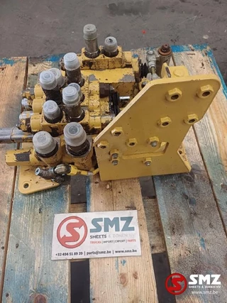 Caterpillar N/A - Occ hydraulische kleppengroep D6M Caterpillar bild 2