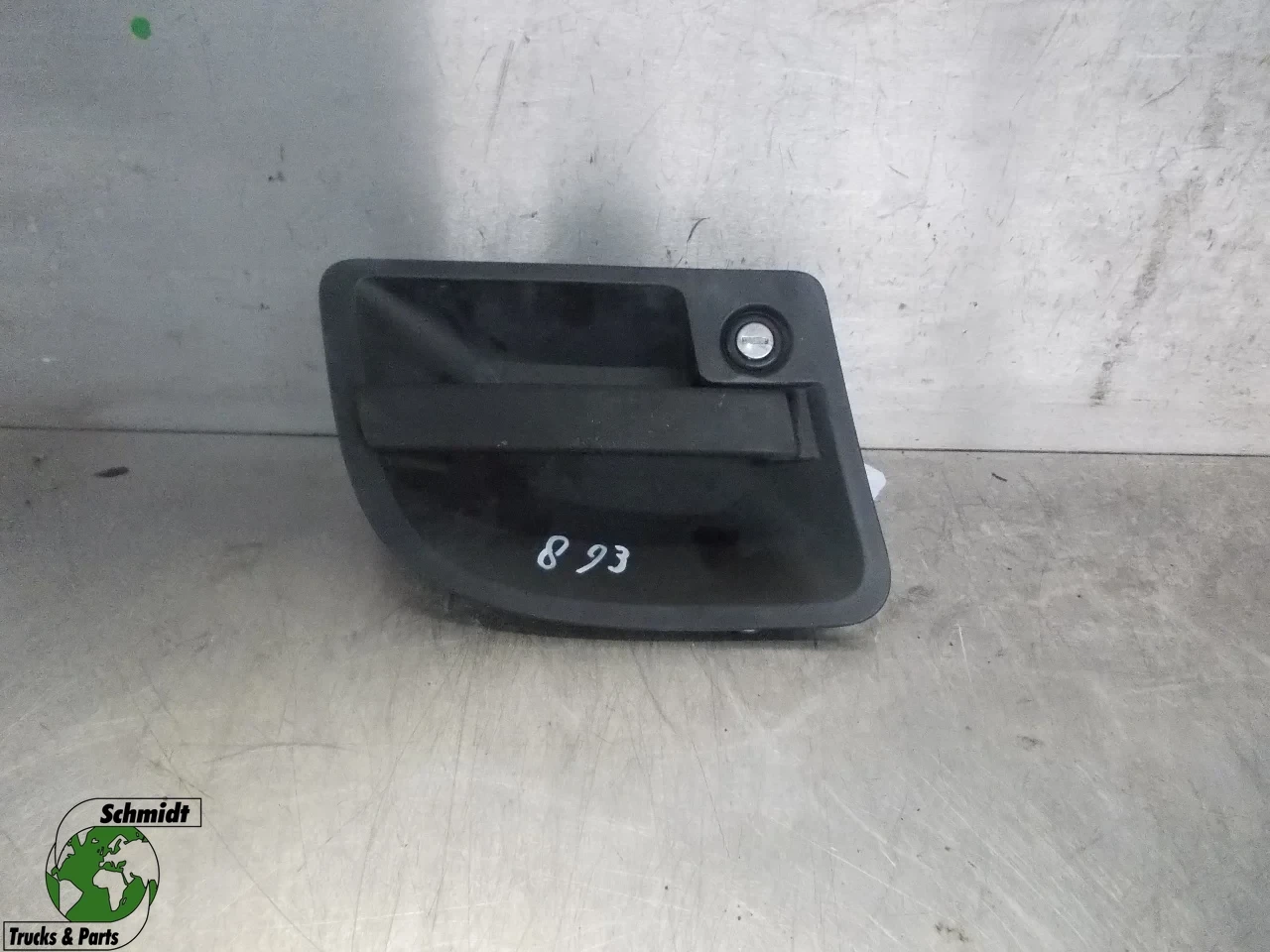 BMC - 58RS106557 DEURGREEP BMC RECHTS EURO 6 image 1