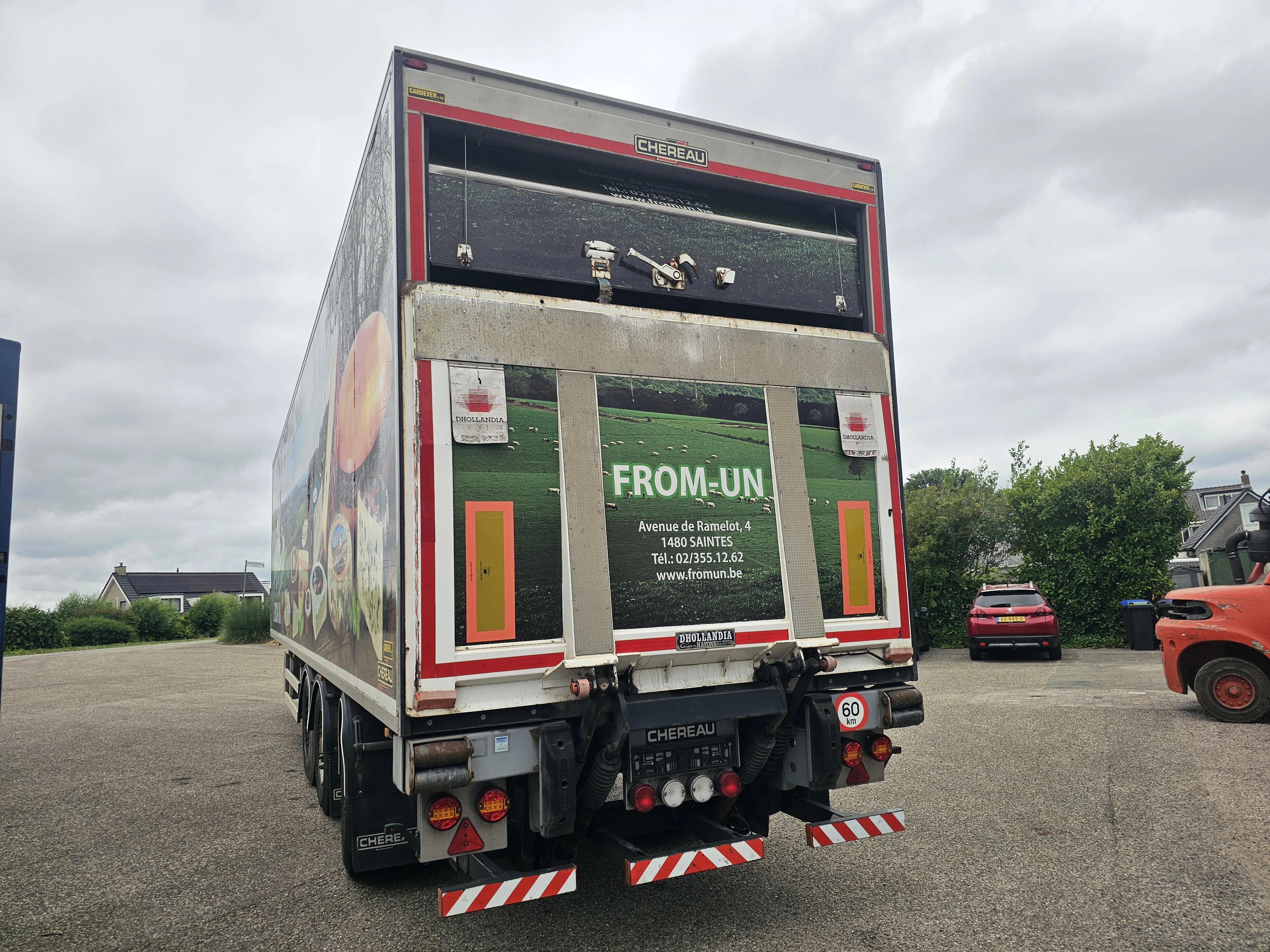 Chereau B3 /CITY TRAILER /STEERING AXLE/LIFT AXLE / 11.80 LONG /LOADING LIFT/ BPW DISC / CARRIER FRIDGE.TUV 23/7/2026 2012 afbeelding 4