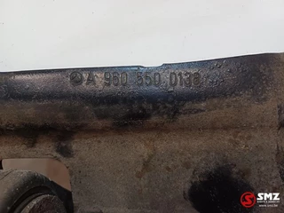 Mercedes-Benz N/A 2016 - Occ cabinekantelcilinder Mercedes imagem 4
