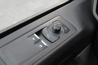 Ford Transit Custom 2025 - 320 2.5 PHEV L2H1 Limited 232pk - 2x Schuifdeur - Trekhaak - Stoel/Stuurverwarming - Keyless - Rijklaar obrazek 18