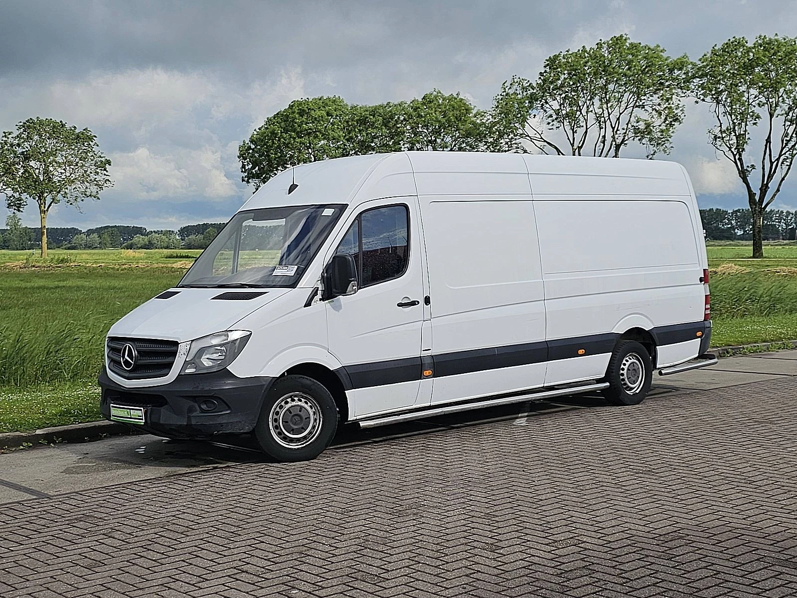 Mercedes-Benz Sprinter 2014 - 310 image 2