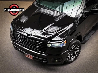 Dodge Ram 1500 2024 - Laramie Sport изображение 7