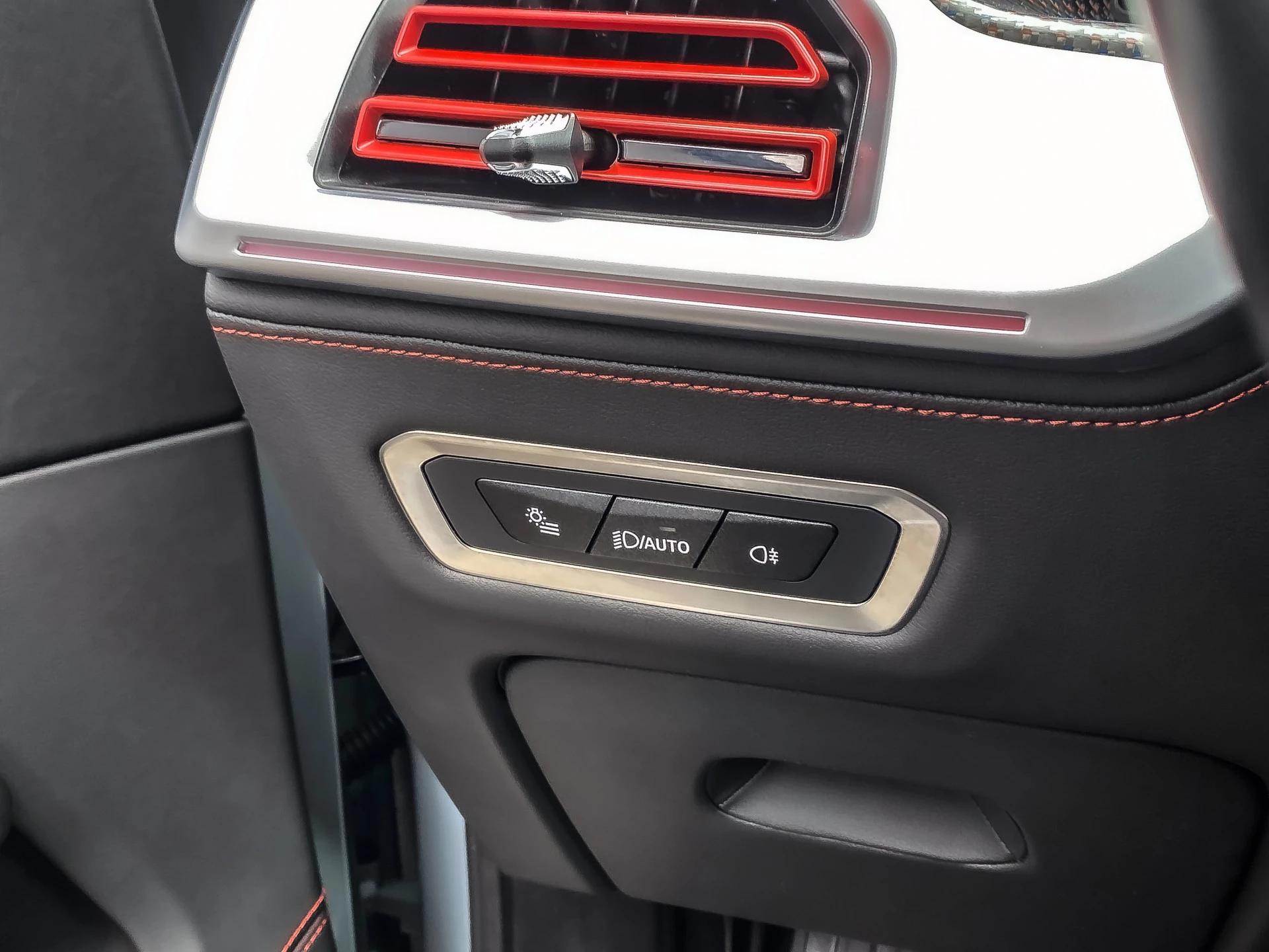 BMW XM 2023 - 748PK V8 PHEV Label Red 30 kWh afbeelding 68