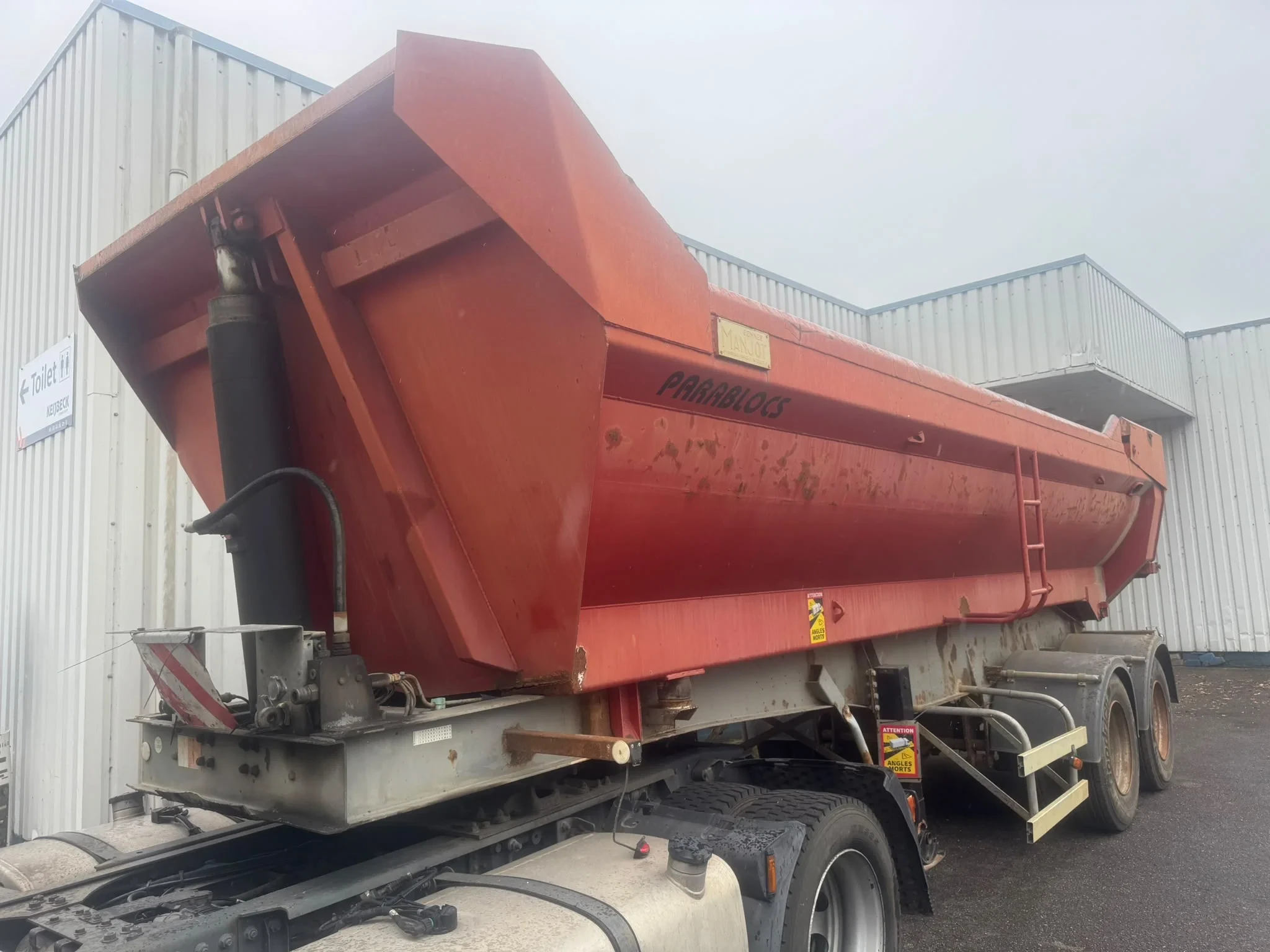Trailer 2003 - 2 Axle Steel tipper , 8 Tyres , Drum bakes afbeelding 1