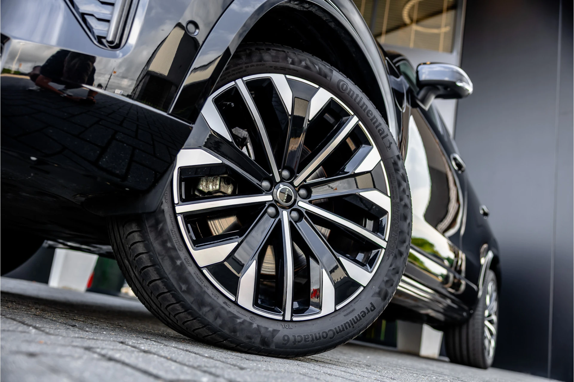 Volvo XC90 2025 - 2.0 T8 Plug-in hybrid AWD Plus Bright afbeelding 36