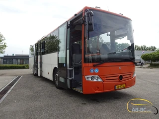 Mercedes-Benz Intouro 49 Seats Liftbus EURO 6 2016 afbeelding 2 miniatuur