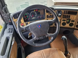 Scania R 2007 - R500 V8 Topline 4x2 - Manual gearbox - Retarder - PTO/Hydraulic - Custom interior imagem 11