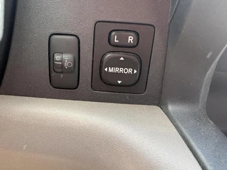 Daihatsu Sirion 2006 - 2 1.0-12V Trend APK tot 08-2027 obrazek 18