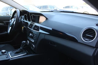 Mercedes-Benz C-Klasse 2011 - Coupé 180 AUT7 Ambition NAVI 18'' <<ZEER NETTE AUTO>> afbeelding 12