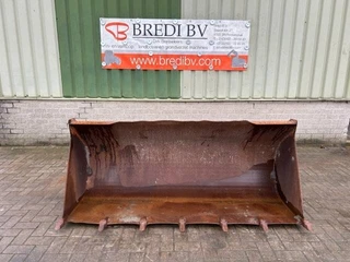 Volvo - Aansluiting for sale