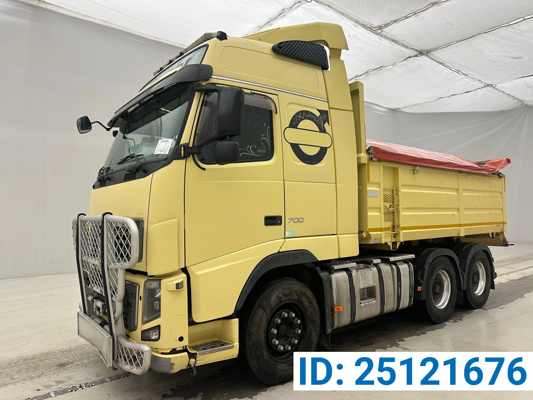 Volvo FH 2011 - FH16.700 - 6x4 afbeelding 1