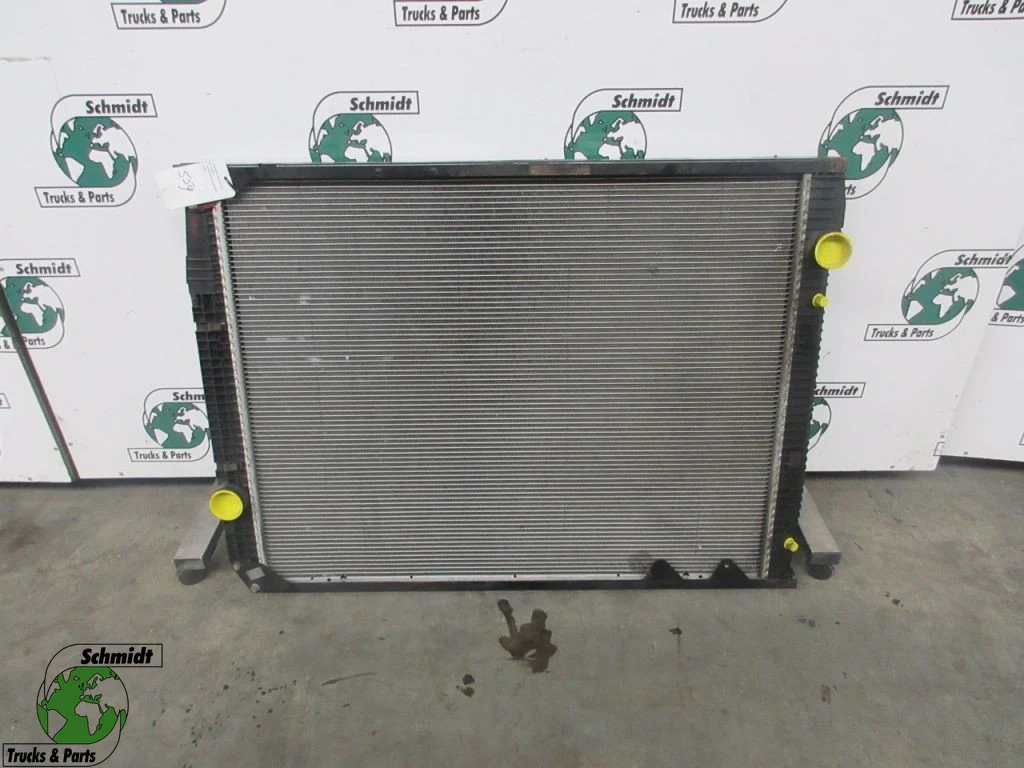 Mercedes-Benz Actros - A 942 500 12 03 RADIATEUR EURO 5 afbeelding 1