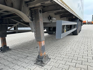 Schmitz Cargobull N/A 2005 - SKO24 / SAF DISC / 2x LIFTAXLE / GALVANIZED / NL-TRAILER bild 17