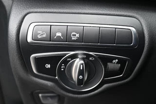 Mercedes-Benz V-Class 2024 - 300d 4-MATIC AMG DC Avantgarde obrazek 26