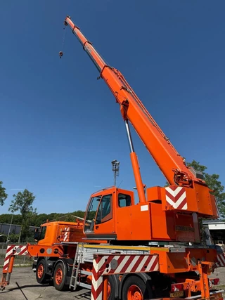 Scania P 2009 - P380 8X4 + FAUN HK40 + FLYJIB + BALLASTBL. 6,9 TON - 4.305 HOURS image 8