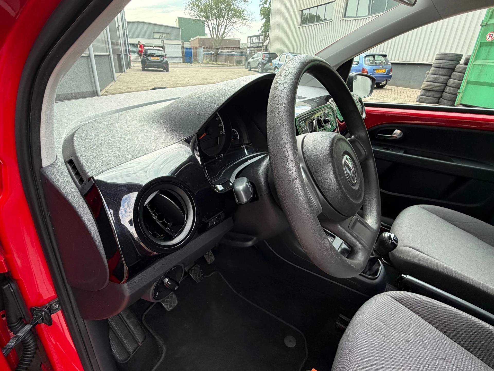 Volkswagen up! 2013 - 1.0 move up! BlueMotion bj.2013 Airco|5 Drs|Lm velg|Nap. afbeelding 17