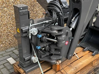 Gehl - Skid steer loader – excavator arm – broom – slide afbeelding 3 miniatuur