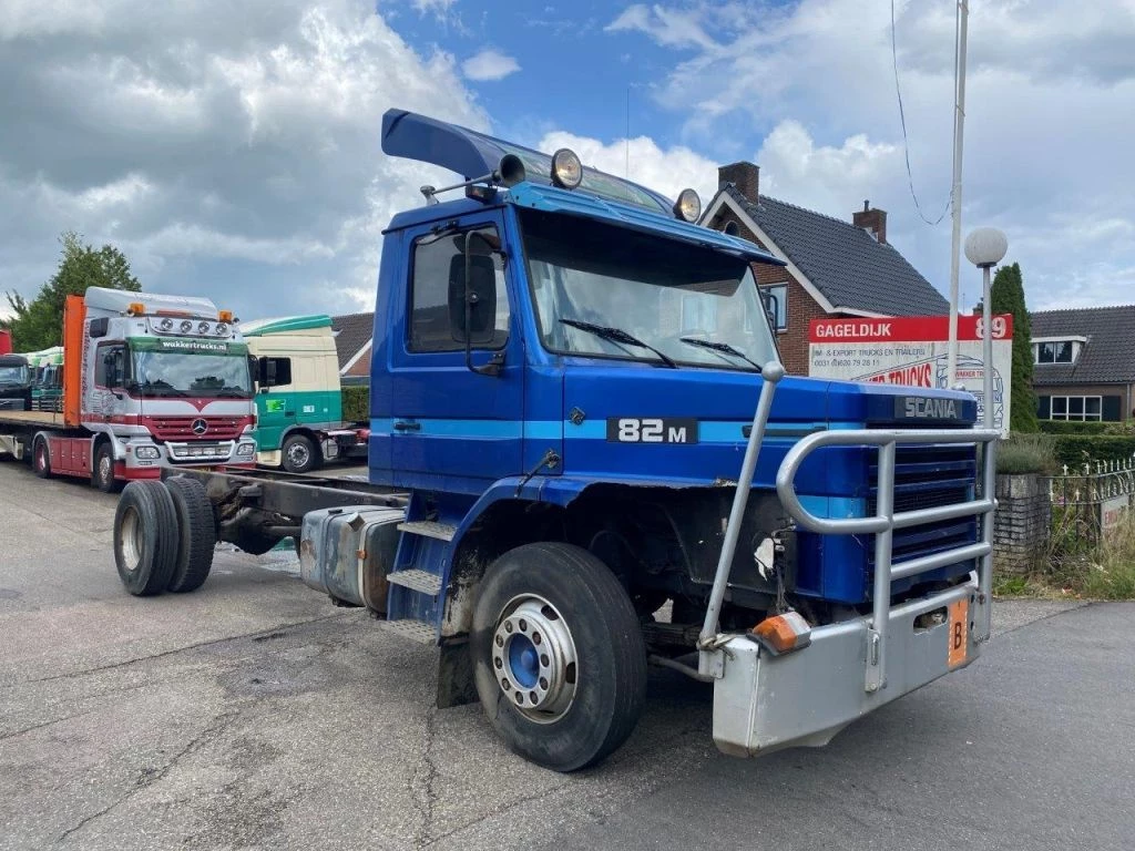 Scania T 1982 - T82 T 82 4x2 CHASSIS FULL STEEL SUSPENSION imagen 3