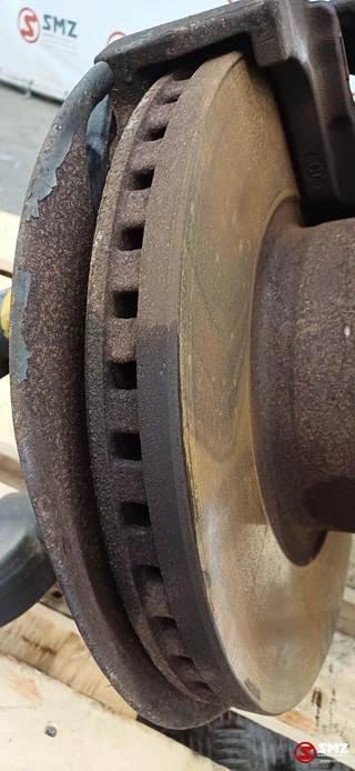 Iveco N/A 2010 - Occ wielnaaf + remklauw rechts meeloopas Iveco immagine 4