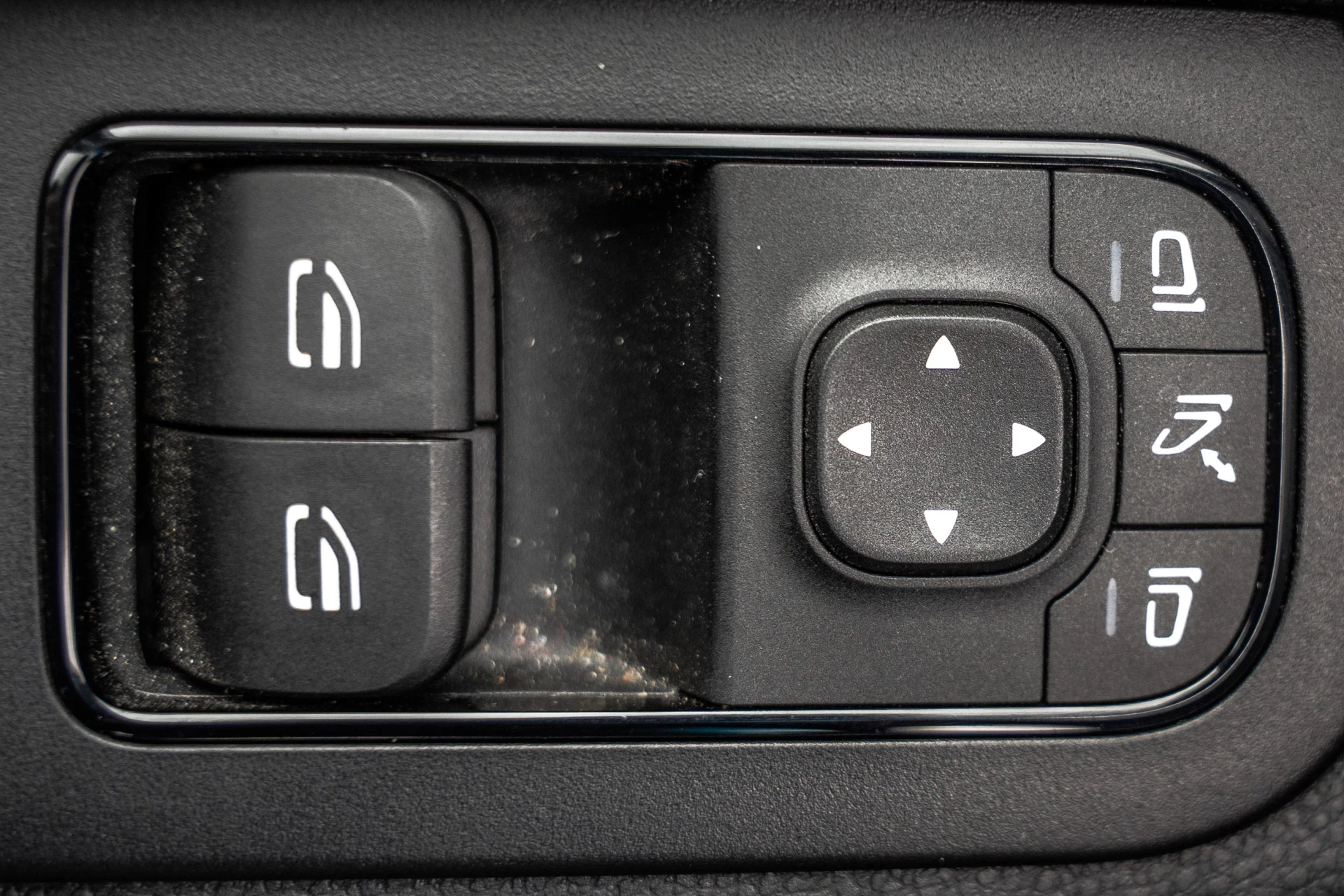 Mercedes-Benz Sprinter 2023 - 315 CDI RWD L3H2 | ZGAN | Automaat | 1e Eigenaar | Camera | Carplay | Cruise | Mbux | Climatronic Bild 25