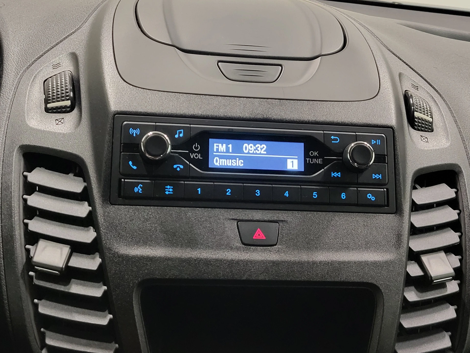 Ford Transit Connect 2021 - 1.5EcoBlue 100pk L2/H1 Euro 6! imagem 11