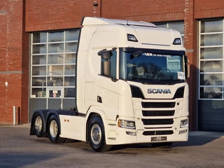 Scania R 2022 - R530 V8 NGS Highline 6x2 - 2.95 WB - Full air - Retarder - Navi - Fridge te koop