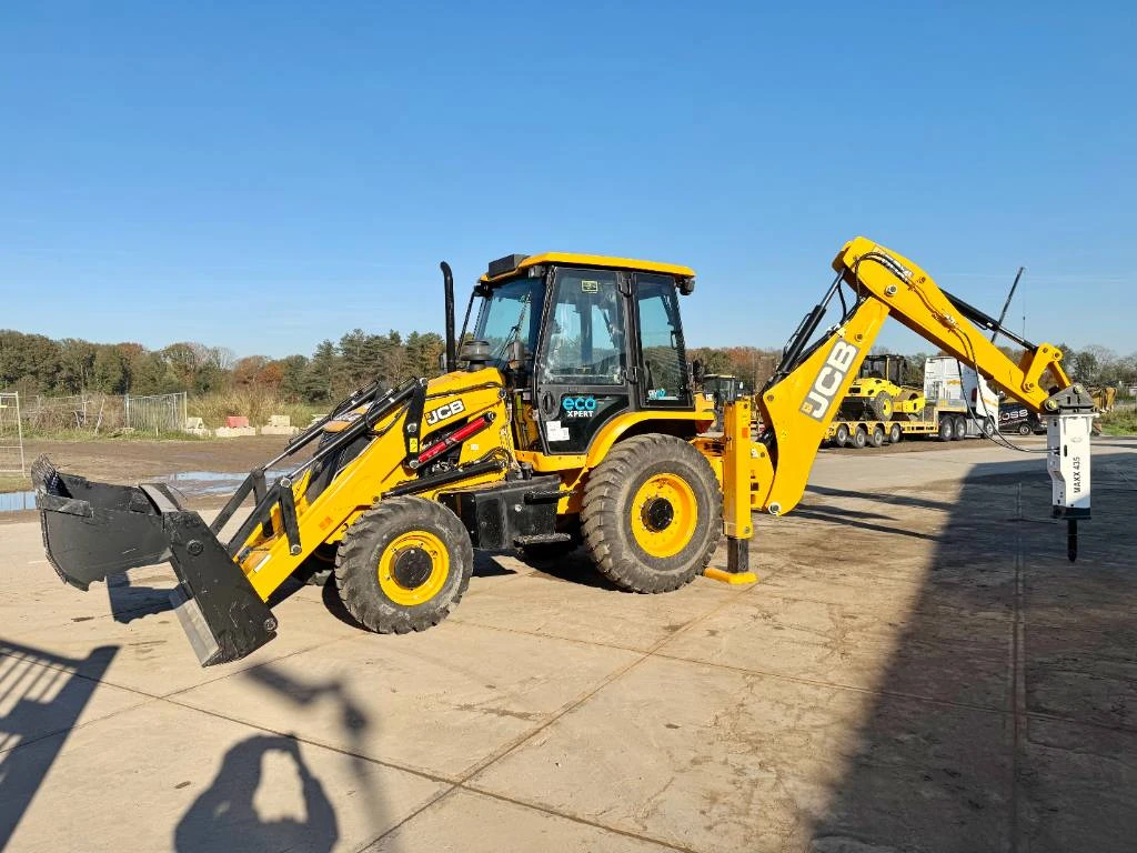 JCB 2025 - 3DX / 3CX Plus 4WD - 4/1 Bucket + Hammer afbeelding 1