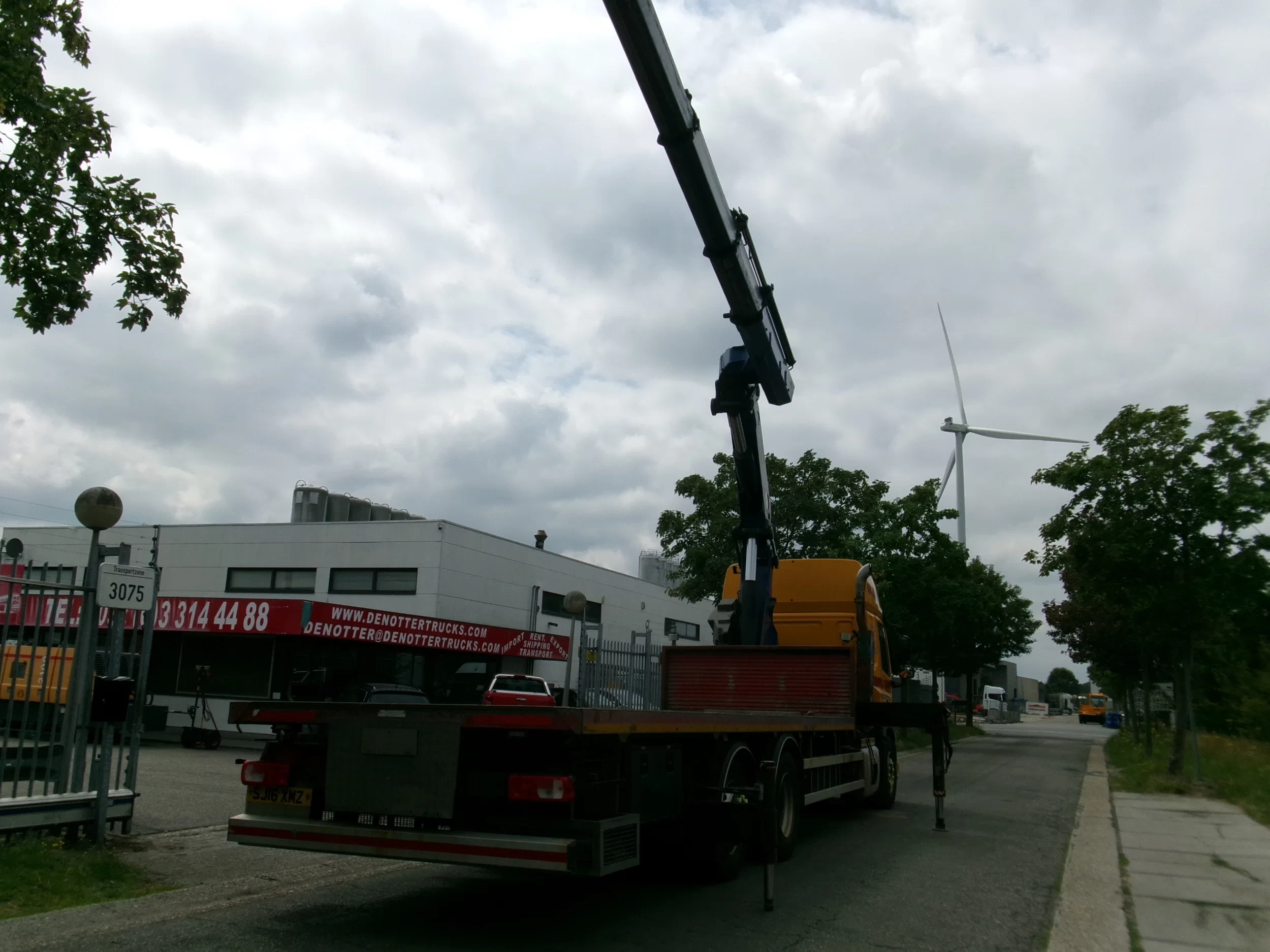 DAF CF 330 2016 - 6X2 LIFTAS immagine 22