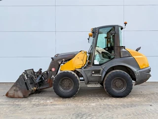 Mecalac 2017 - AS900 - Bucket + Forks / Mecalac image 2 thumbnail