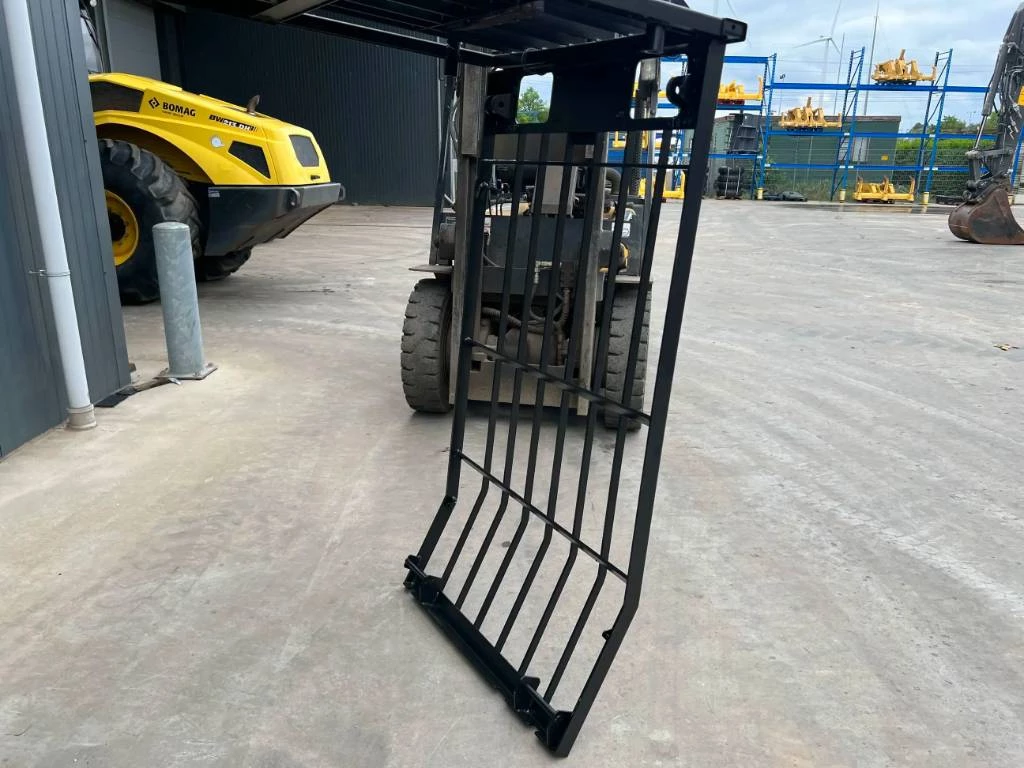 Cat 2026 - 330C Guard afbeelding 3