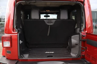Jeep Wrangler 2013 - 3.6i V6 4x4 Aut. SAHARA / Hardtop en Softtop / Trekgew 2.000 KG imagen 25