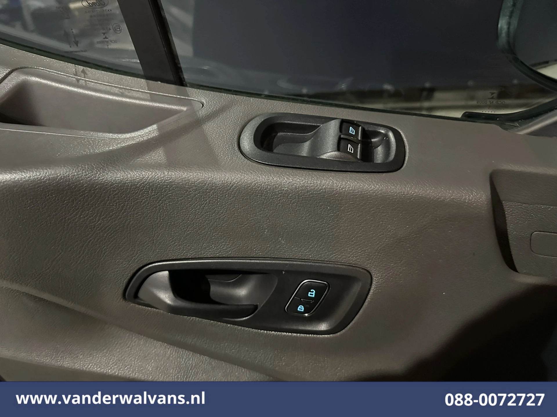 Ford Transit 2021 - 2.0 TDCI 130pk L4H3 Euro6 Airco | Camera | Apple Carplay | Android Auto | Cruisecontrol imagen 18