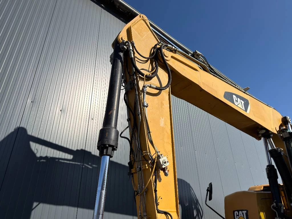 Cat 2014 - M320F afbeelding 14