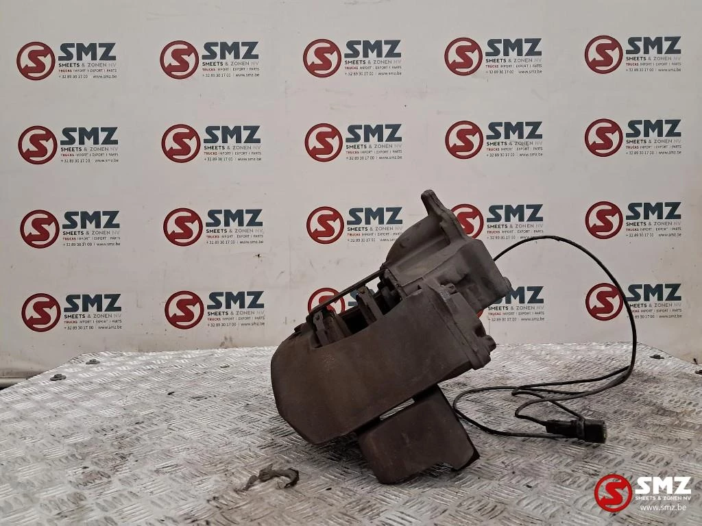 Renault 2019 - Occ remklauw rechts Renault Bild 4