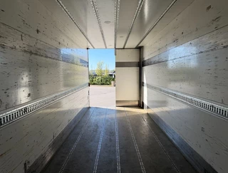 Volvo FH 2015 - 13.460 EURO 6 I-PARK COOL HEIWO ISOLATED BOX TRS COOLING TAIL LIFT HOLLAND-TRUCK imagen 18