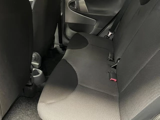 Toyota Aygo 2011 - 1.0-12V Comfort 2e Eigenaar - NAP - Navigatie - Airco image 22