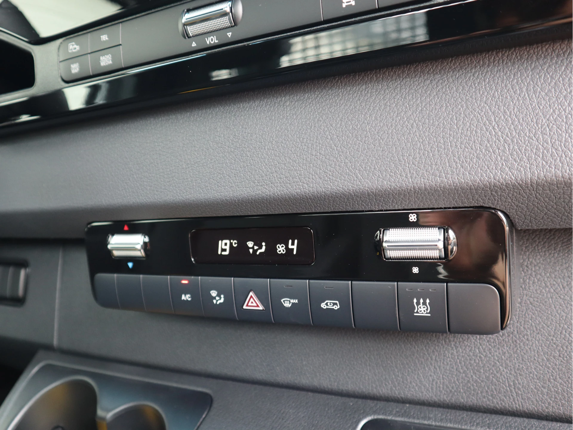Mercedes-Benz eSprinter 2025 - 320 81kWh L3 Open Laadbak 430 cm - Select - MBUX - Camera afbeelding 16